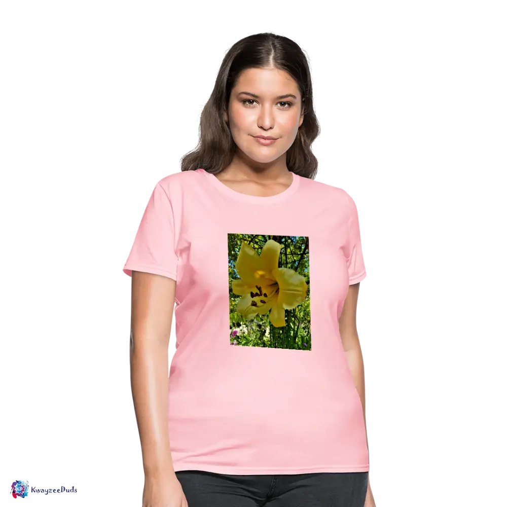 Lilium Giverny Women's T-Shirt - pink