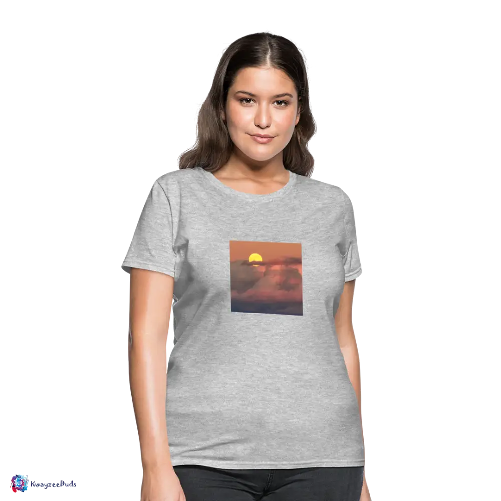 Sunset Women's T-Shirt - heather gray
