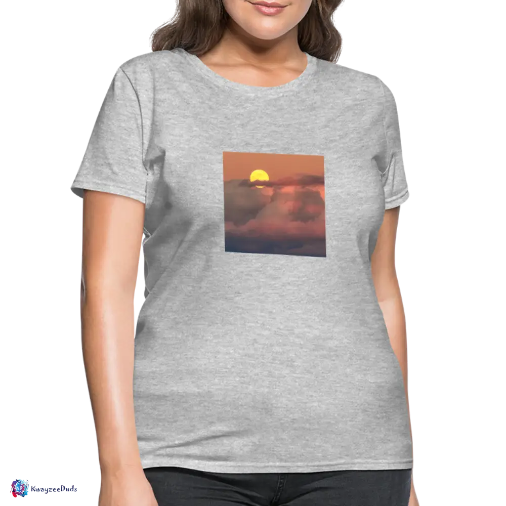 Sunset Women's T-Shirt - heather gray