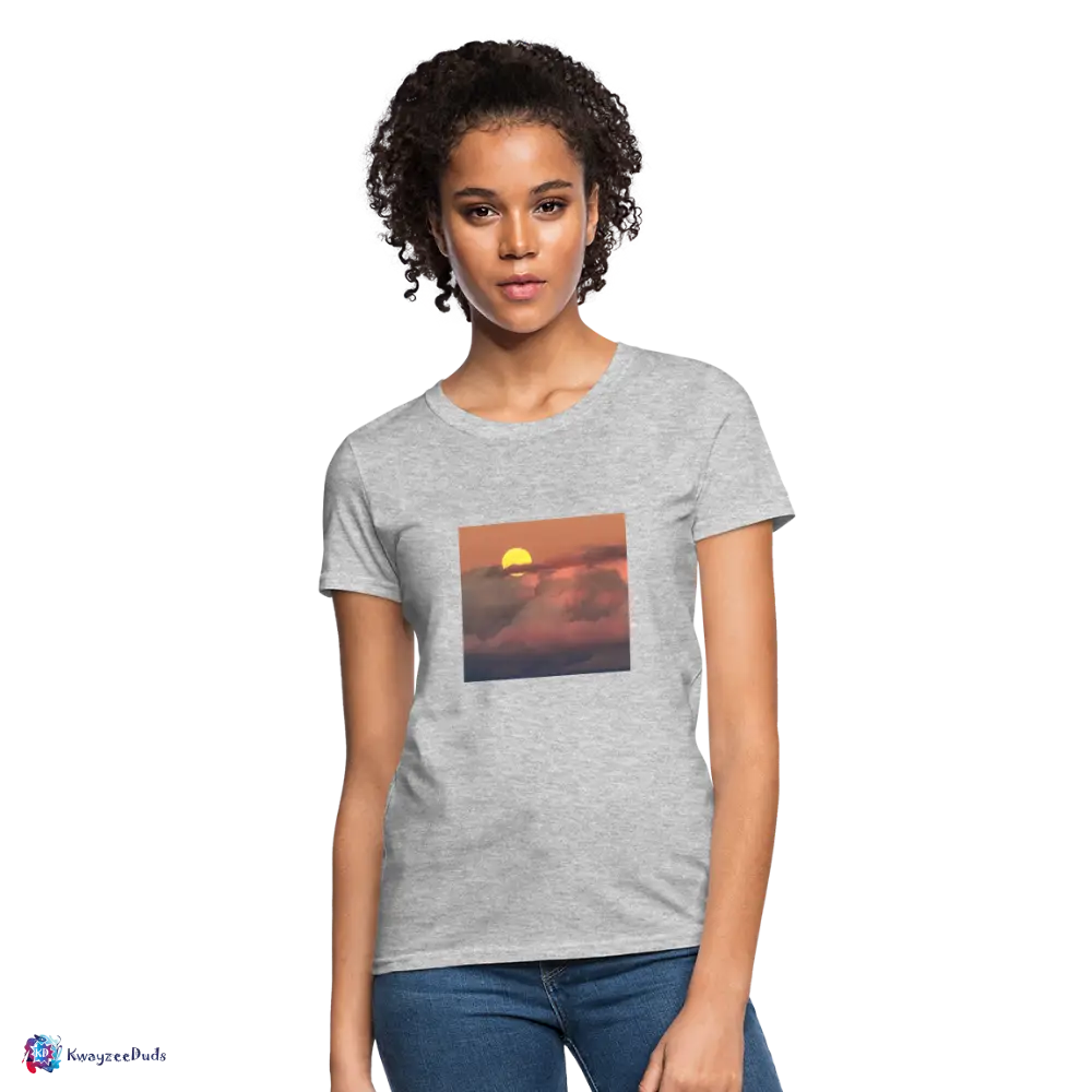 Sunset Women's T-Shirt - heather gray
