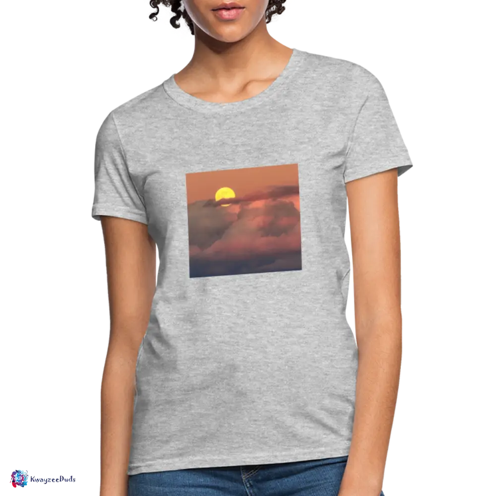 Sunset Women's T-Shirt - heather gray